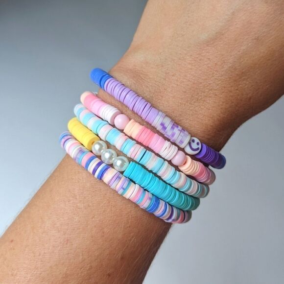 5 Clay Bead Handmade Bracelets Friendship Bracelets - Picture 1 of 7